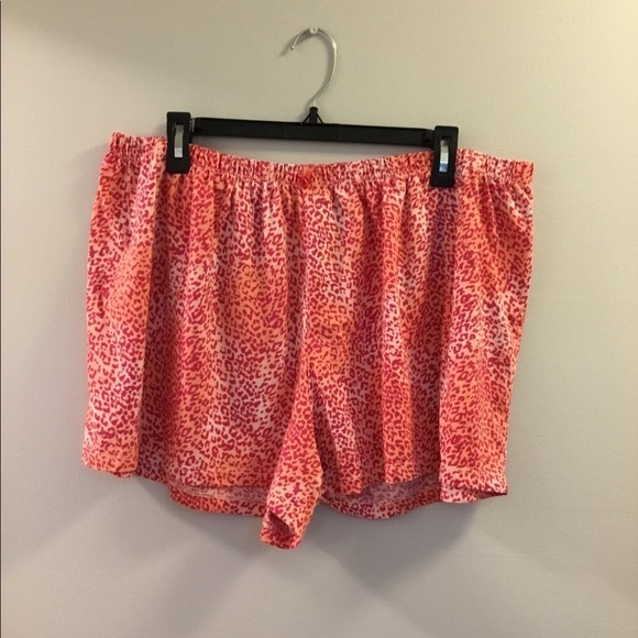 SOFIA Vergara 2X animal print shorts - Picture 1 of 11